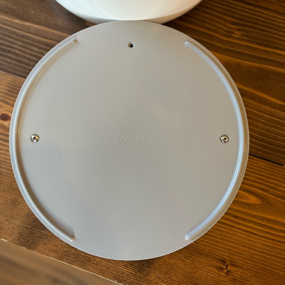 Caraway Dutch Oven - Picture 4 of 9